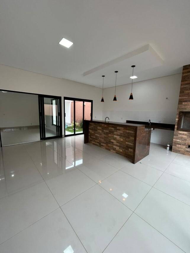 Casa à venda com 3 quartos, 166m² - Foto 14