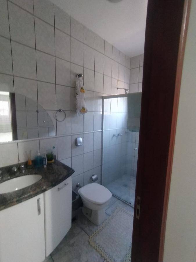 Casa à venda com 3 quartos, 200m² - Foto 7