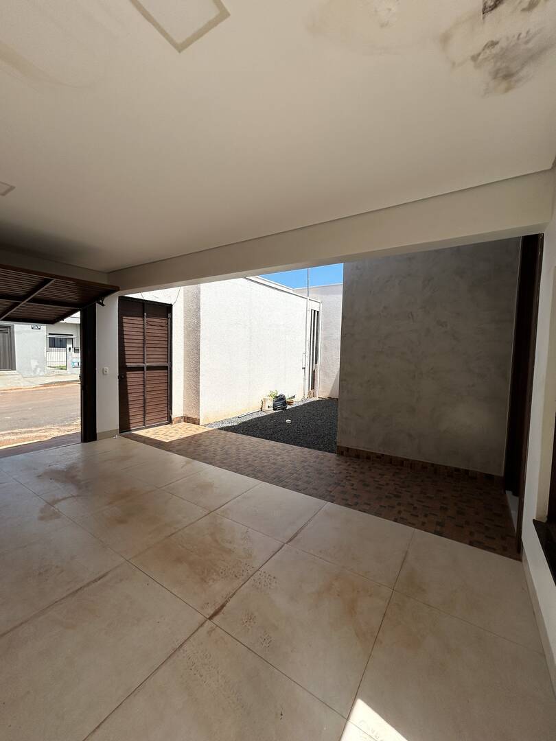 Casa à venda com 3 quartos, 250m² - Foto 14