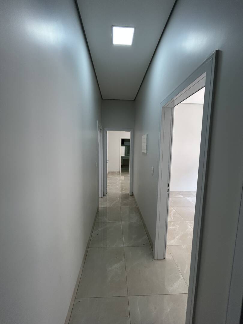 Casa à venda com 3 quartos, 250m² - Foto 42