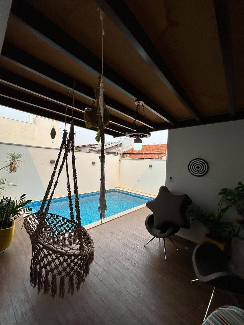 Casa à venda com 3 quartos, 196m² - Foto 11