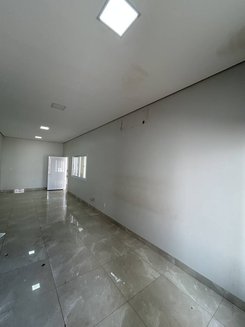 Casa à venda com 3 quartos, 250m² - Foto 35