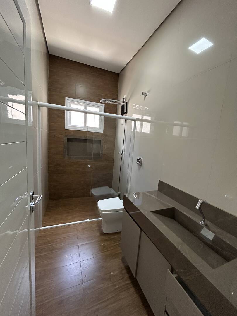 Casa à venda com 3 quartos, 250m² - Foto 46